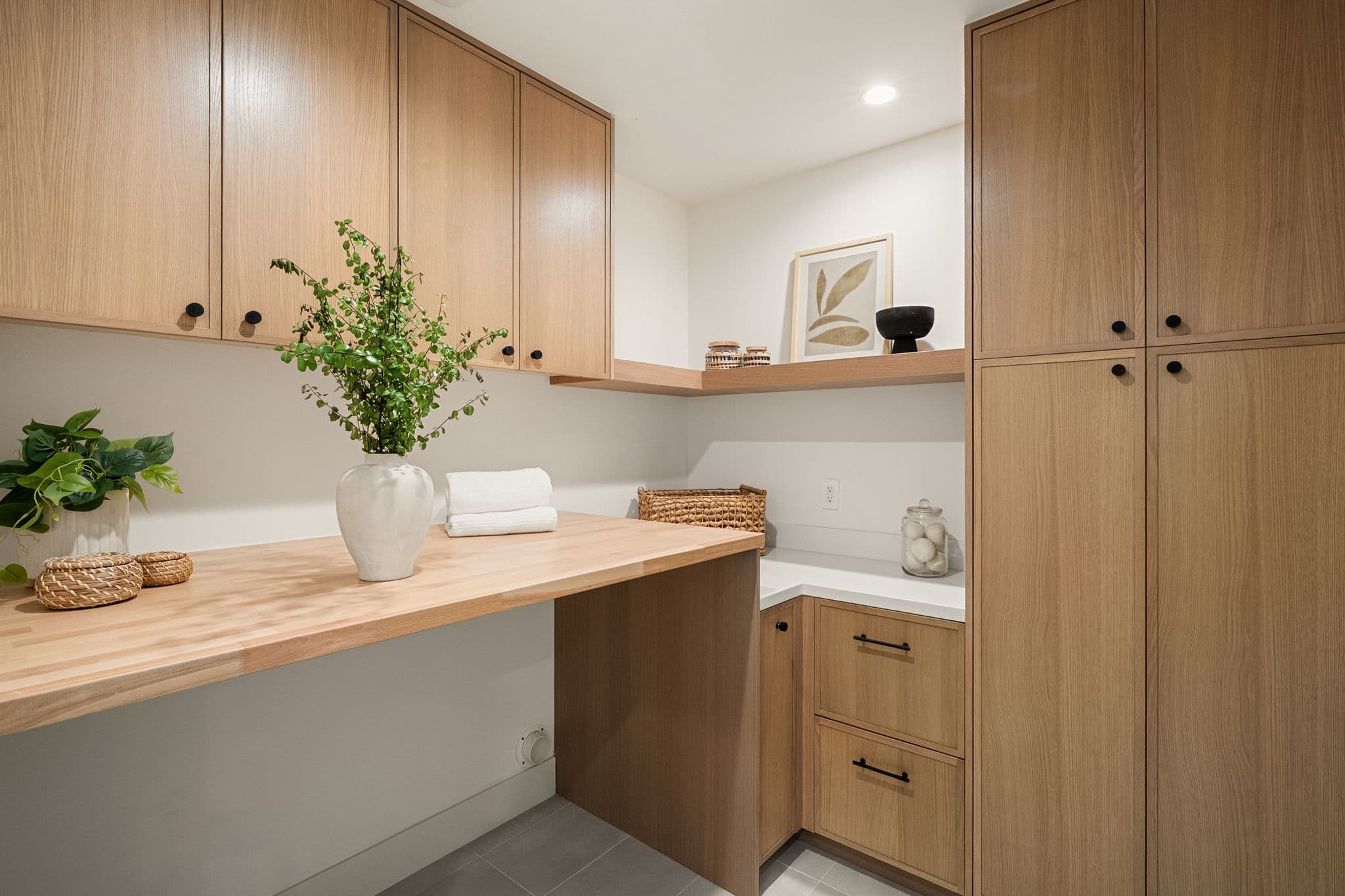 5444 Morella Avenue 46