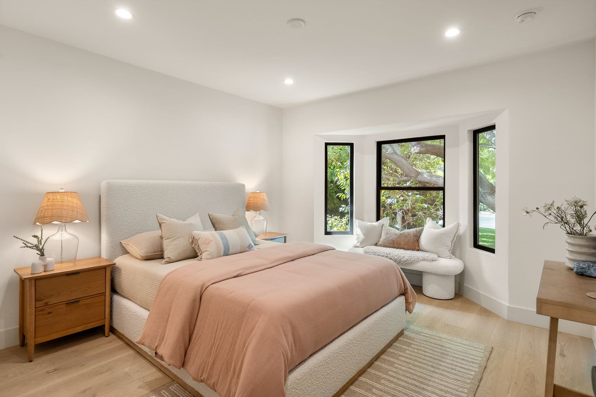 5444 Morella Avenue 49