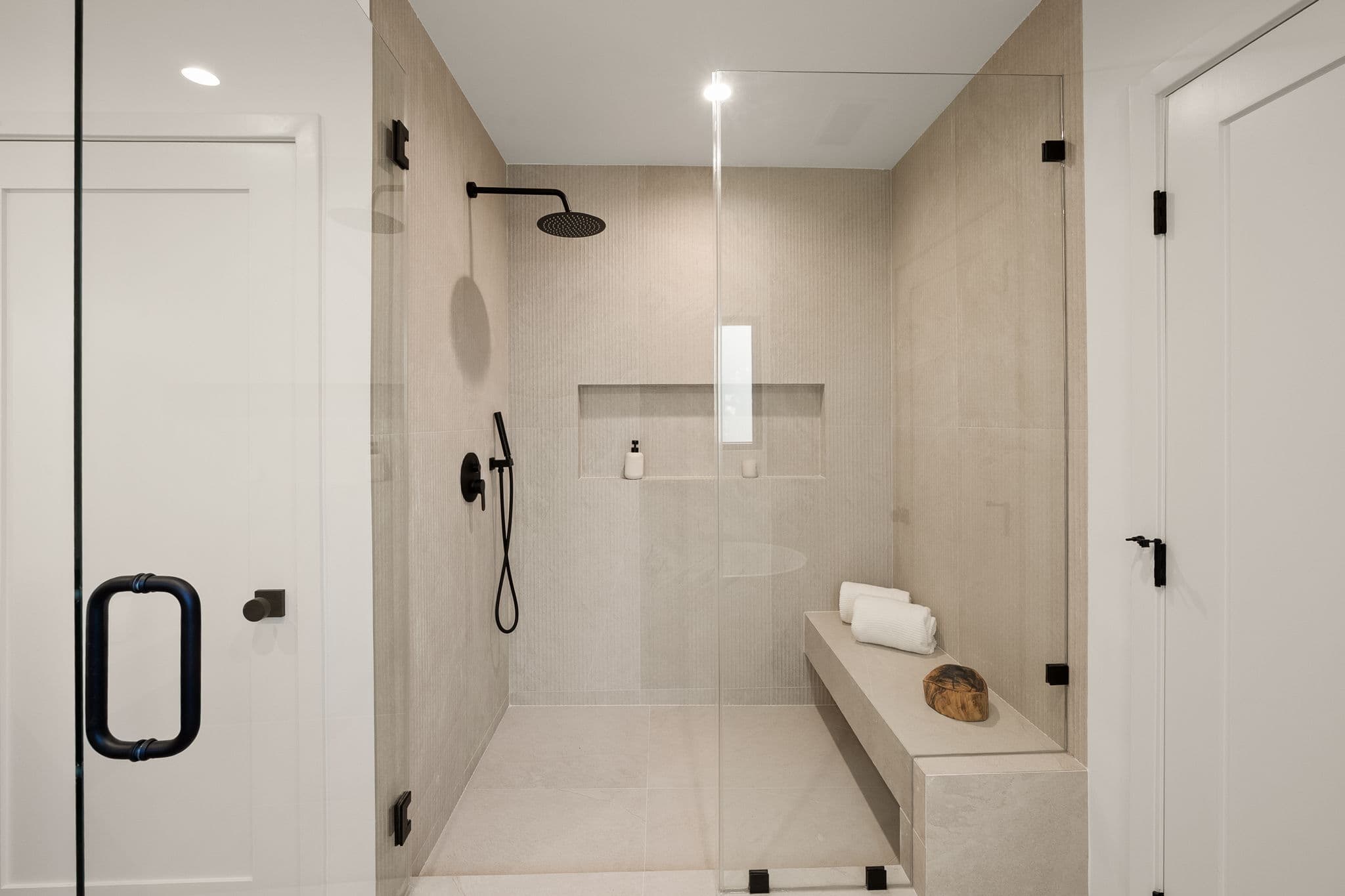 5444 Morella Avenue 65