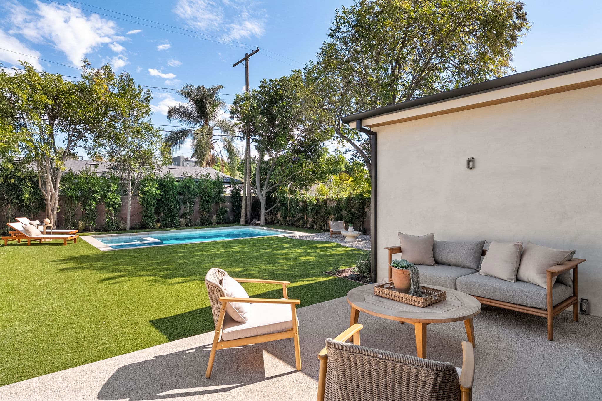 5444 Morella Avenue 66