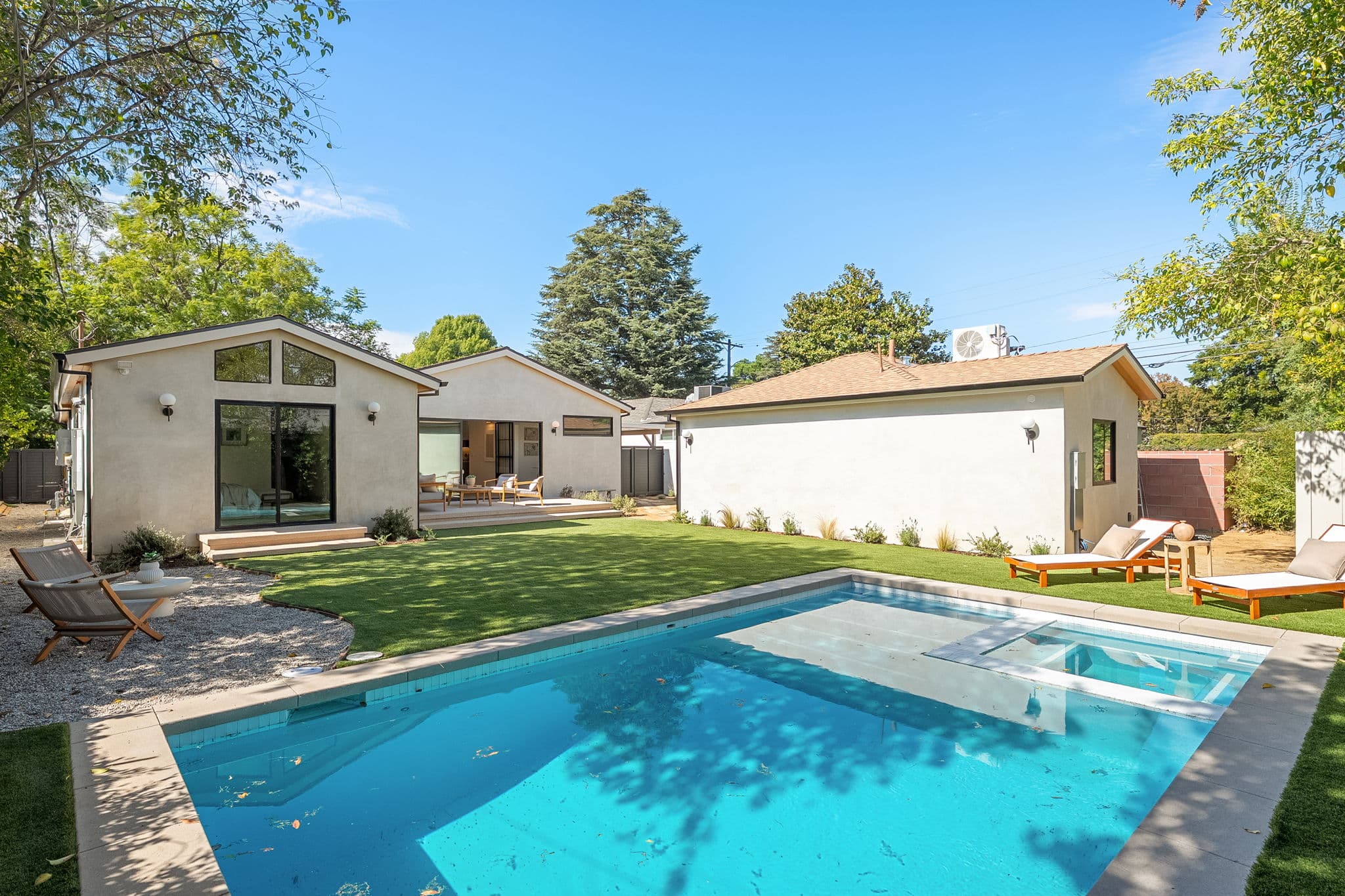 5444 Morella Avenue 71