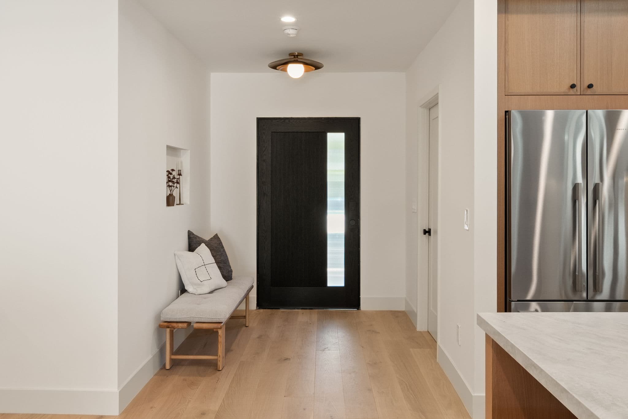 5444 Morella Avenue 9